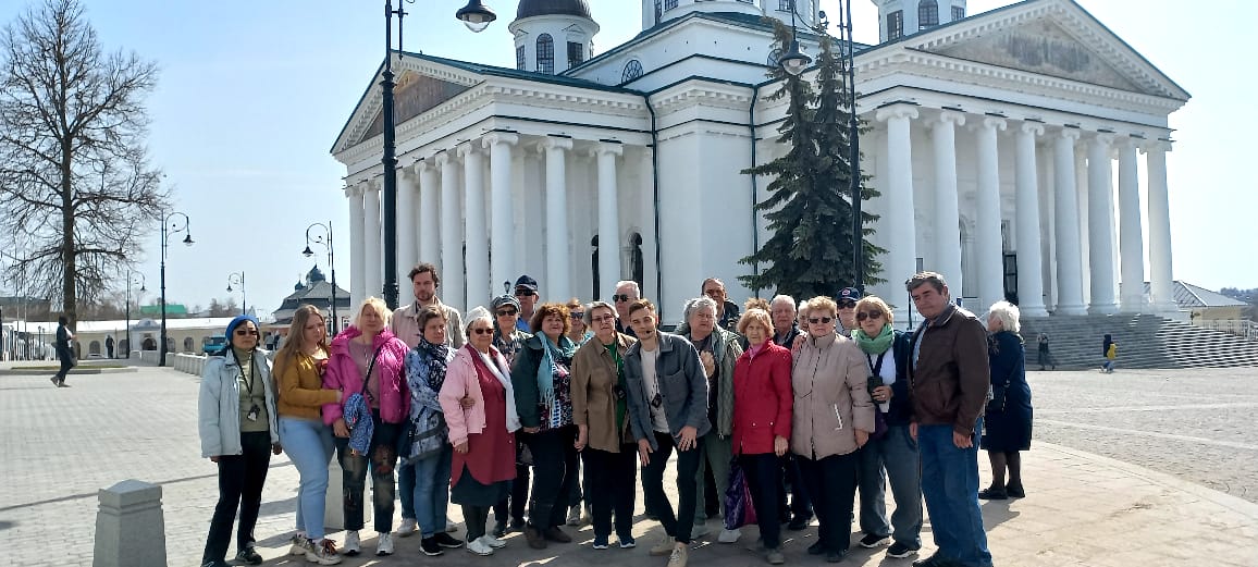 Члены Правления Актив МРО "Кунцево" приняли участие в поездке по городам - жемчужинам Культурного и Исторического наследия нашей страны -Владимир - Нижний Новгород - Арзамас - Дивеево - Муром